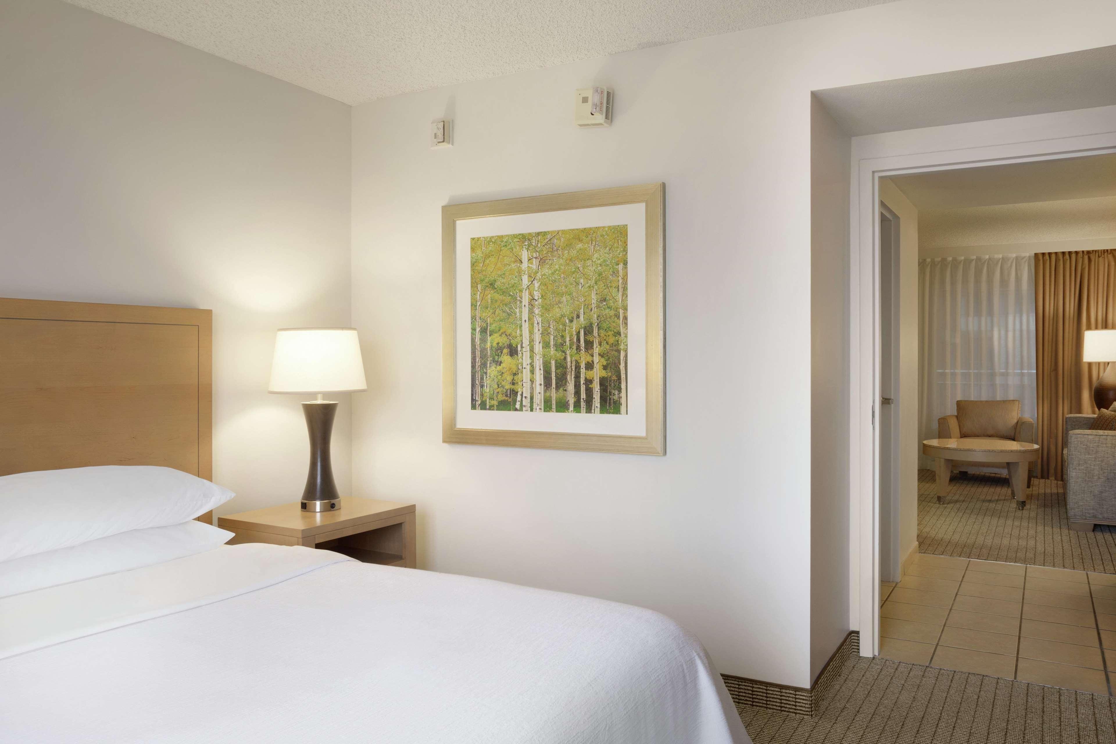 Embassy Suites By Hilton Denver International Airport Kültér fotó