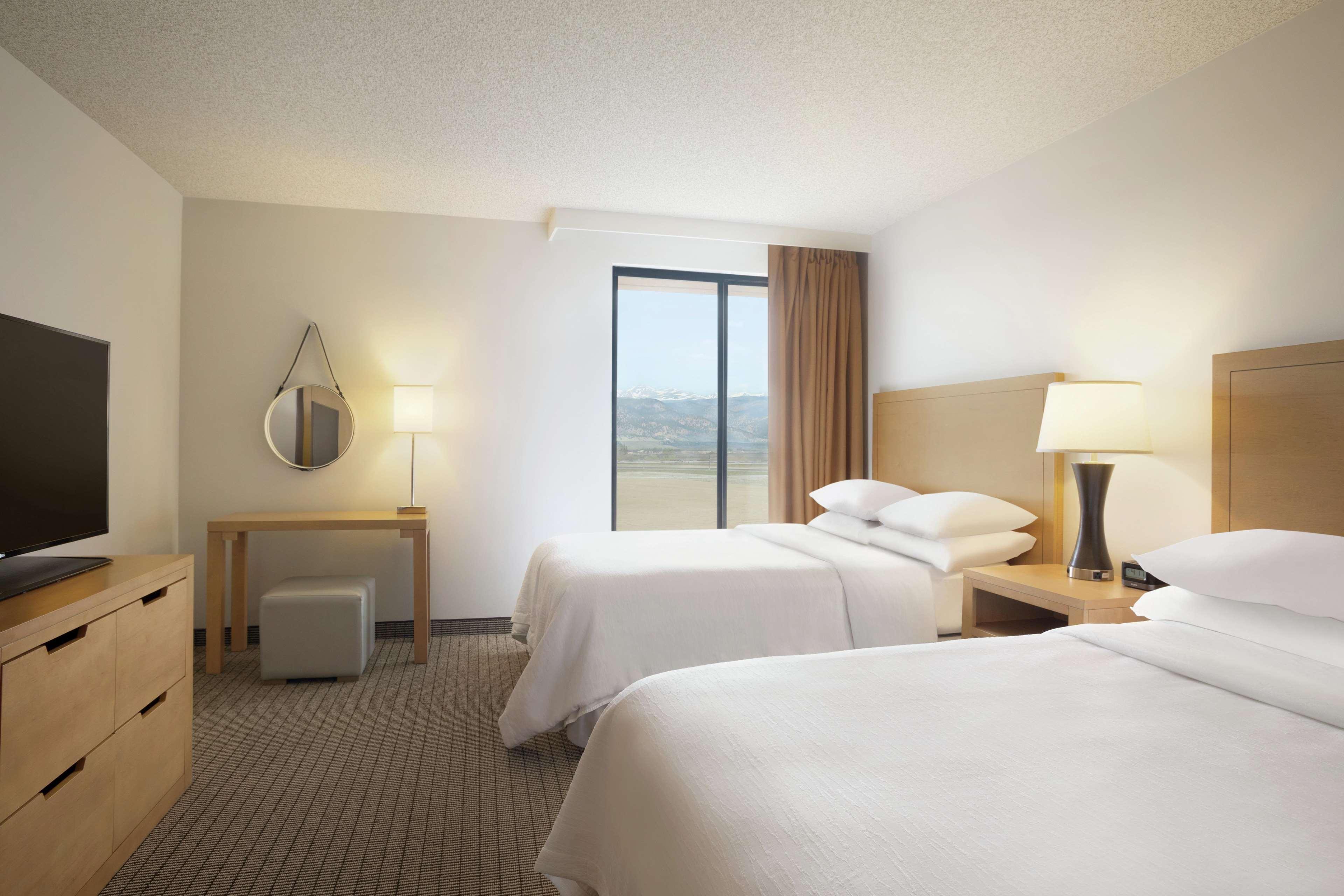 Embassy Suites By Hilton Denver International Airport Kültér fotó