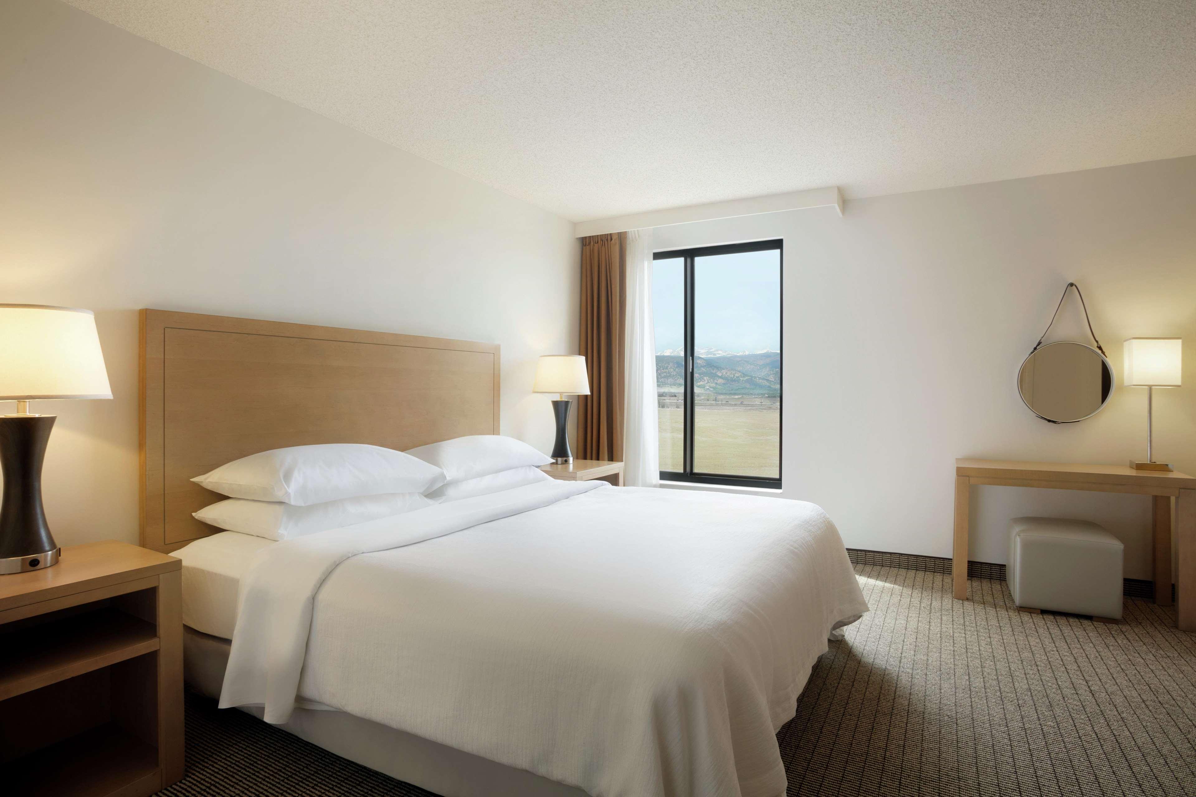 Embassy Suites By Hilton Denver International Airport Kültér fotó