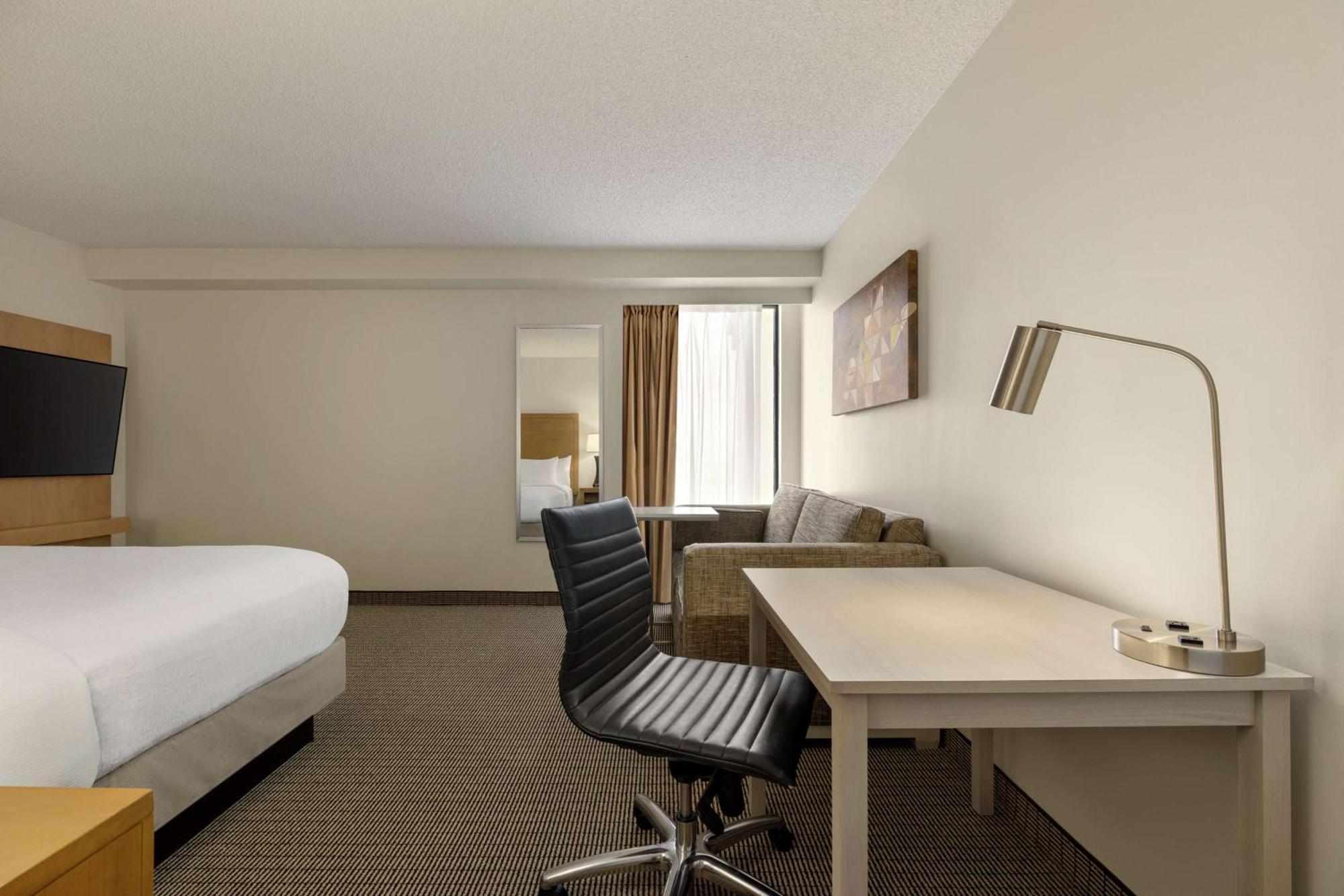Embassy Suites By Hilton Denver International Airport Kültér fotó